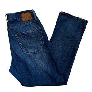 Lucky Brand 410 Athletic Fit men’s‎ Size 33” waist x 30” inseam blue jeans.